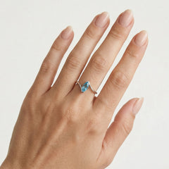 Marquise-Blauer-Topas-Ring
