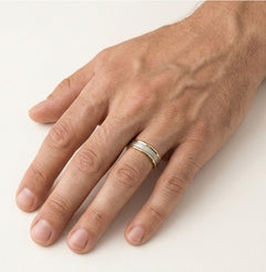 Eleganter zweifarbiger Gold-Ehering