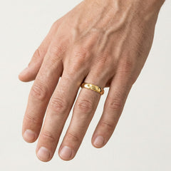 Alliances en or jaune poli brillant