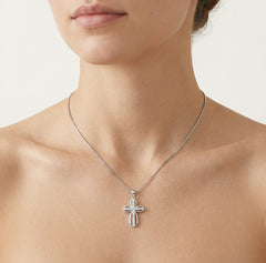 Cruz de plata infinita