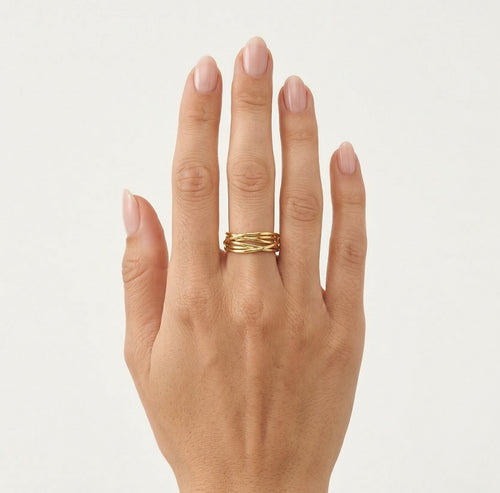 Kroucený prsten ze žlutého zlata