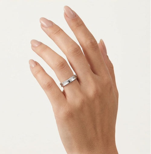 Weißgold-Trauring mit Steinen am Rand