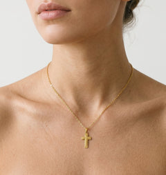 Pendentif croix superposée en or avec finition mate