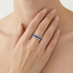 Design white gold diamond ring with sapphire