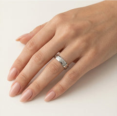 Bague de mariage au style motif grec