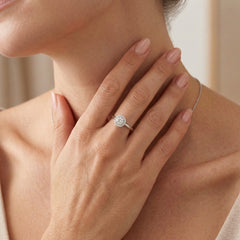 Anillo halo de circonita cúbica redonda