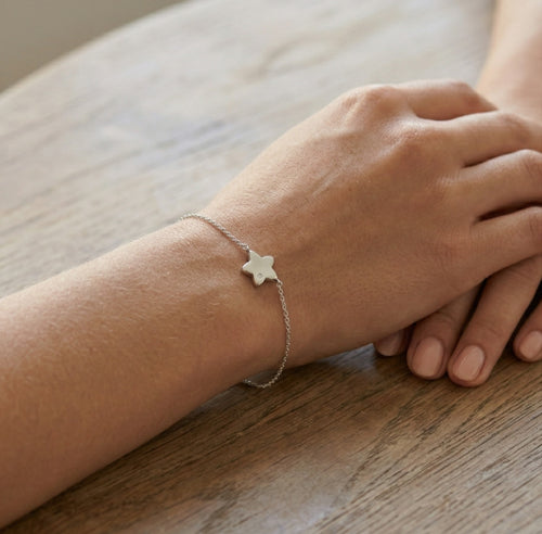 Bracelet floral avec zirconium cubique