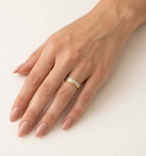 Eleganter zweifarbiger Gold-Ehering