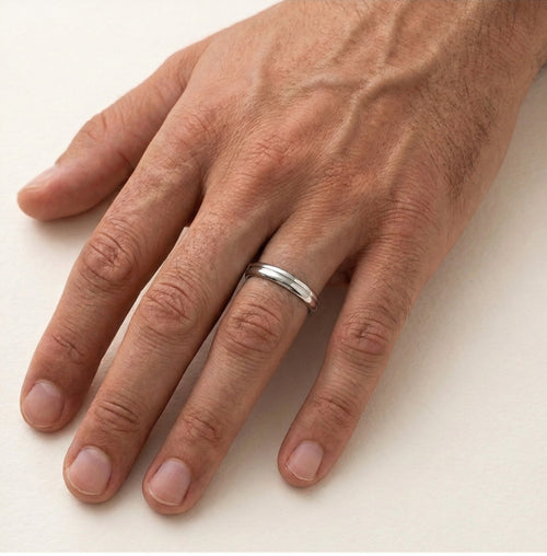 Klasické snubní prsteny s vysokým leskem