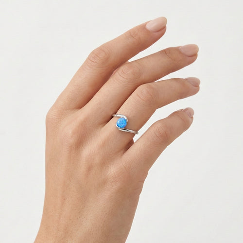 Sanft gedrehter blauer Opal-Ring