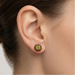 Astrale Gelassenheit: Geteilte Krappenfassung mit Edelsteinen