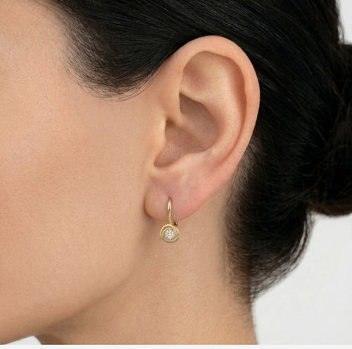 Pendientes de oro en espiral