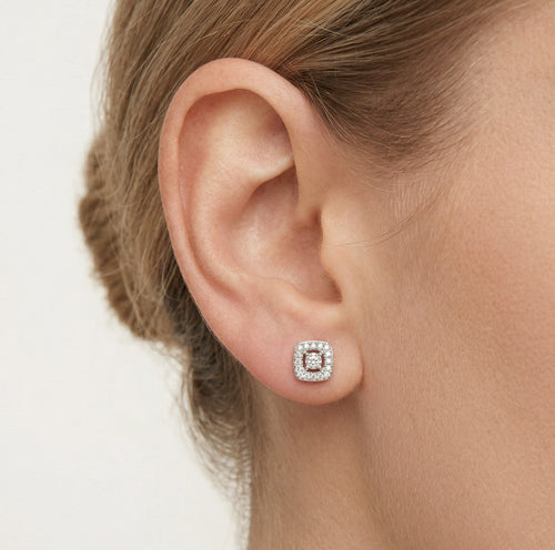 Elegantní náušnice z růžového zlata s diamanty