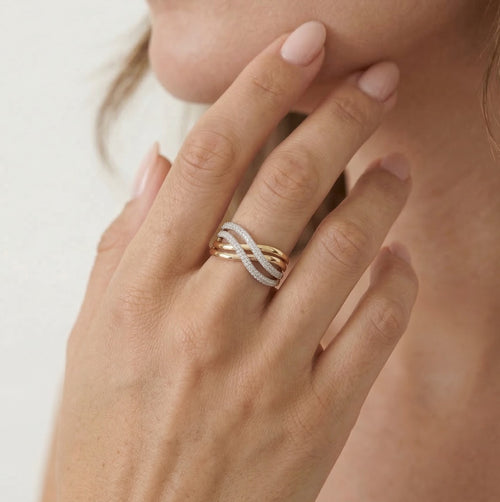 Twisted three tone gold diamond ring