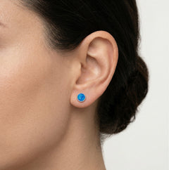 Stříbrné náušnice s modrým opálem