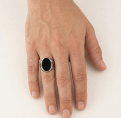 Oval bezel onyx silver men ring with engraved side lines