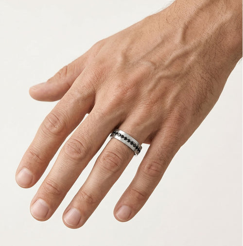 Alliance Éternité en or blanc sertie de pierres