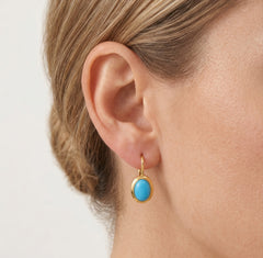 Pendientes de oro con ópalo turquesa ovalado cabujón