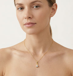 Bezel gold cubic zirconia pendant