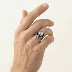 Stříbrný pánský prsten lebka valor