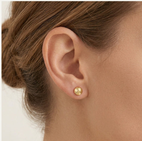 Kulaté pozlacené stříbrné náušnice na puzetku