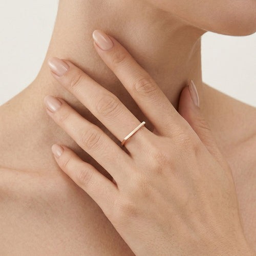 Dámský prsten z růžového zlata