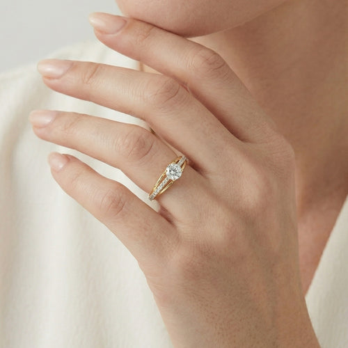 Klassischer Goldring mit vier Krappen