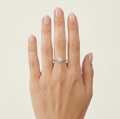 Kleiner Diamant-Blumenring