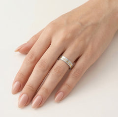 Square design white and yellow gold ring