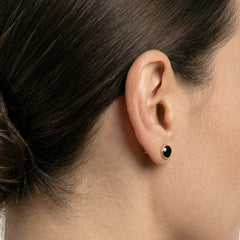 Unisex černé onyxové pecky ze žlutého zlata