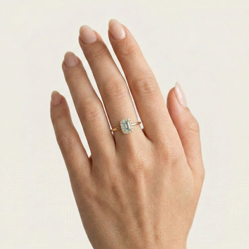 Rechteckiger Topas-Halo-Ring