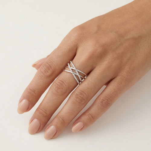 Doppel-X-Design Silberring mit Zirkonia