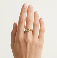 Dvojitý zlatý elegantní prsten