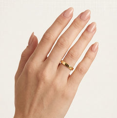 Bague de mariage fine classique en or jaune