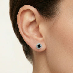 Clous d’oreilles en onyx noir royaux