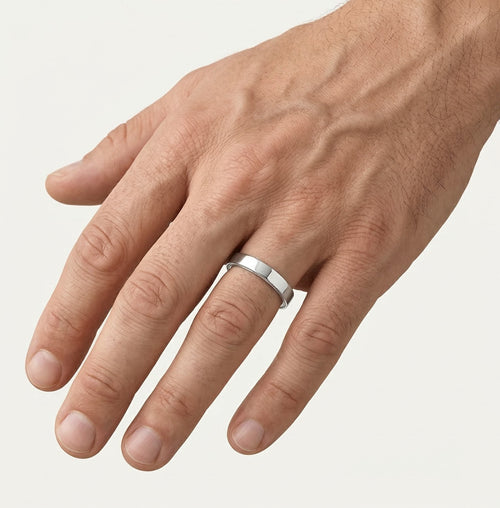 Alliance élégante en or blanc avec pierres optionnelles