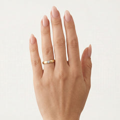 Bodas de oro amarillo y blanco con acabado mate