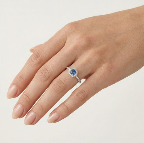 Dámský stříbrný prsten se syntetickým tanzanitem