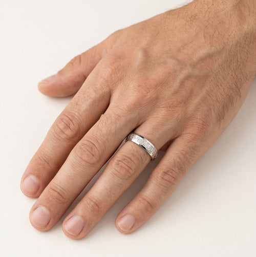 Alliance en or blanc avec motif grec