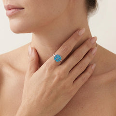 Bague en opale bleue tol