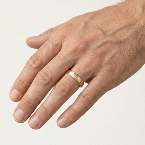 Bodas de oro amarillo y blanco con acabado mate