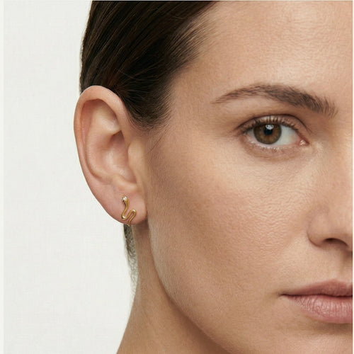 Boucles d’oreilles clous serpent en or avec zirconium cubique