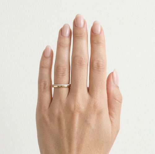 Prsten ze žlutého zlata s kubickými zirkony