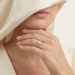 White gold classic cubic zircon ring