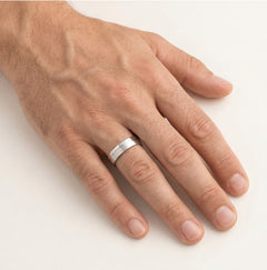 Elegant white gold wedding rings