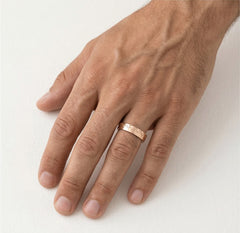 Alliance de mariage solitaire en or rose