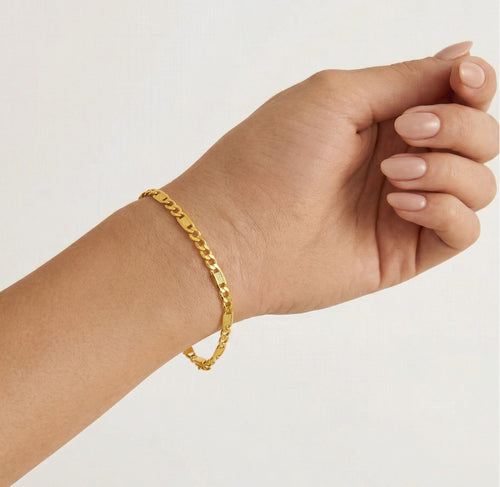 Bracelet Figaro en or avec motif