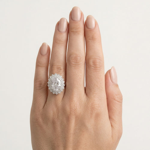 Stylový stříbrný prsten s motivem svatozáře