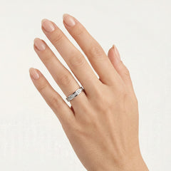 Prsteny z bílého zlata s vysokým leskem a matným povrchem