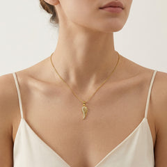 Pendentif en or ailes avec zirconiums cubiques